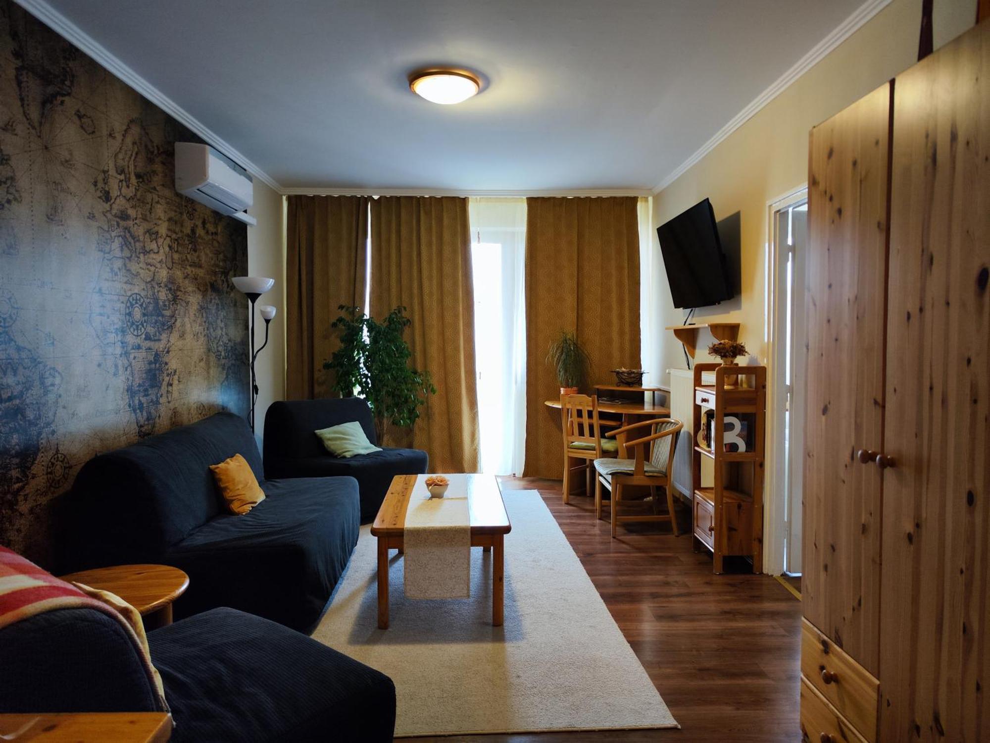 דירות Mezőkövesd St. Benedek Apartmanlakas מראה חיצוני תמונה