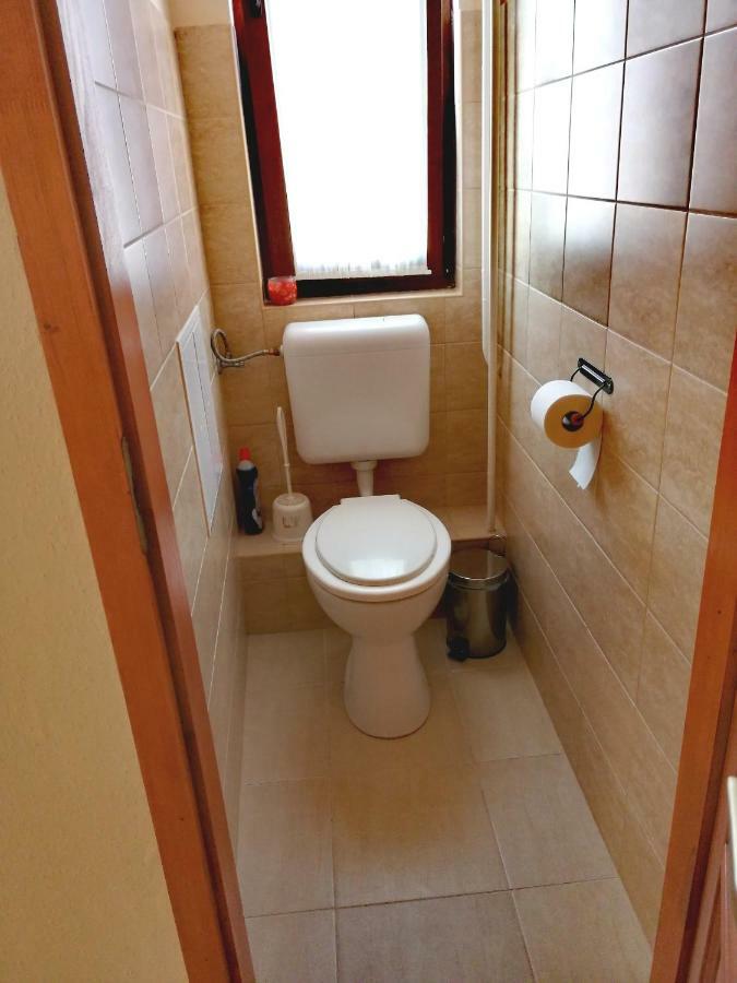 דירות Mezőkövesd St. Benedek Apartmanlakas מראה חיצוני תמונה